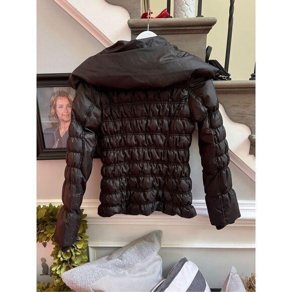 Guess Black Quilted High Neck Puffer Jacket sz S EUC - Picture 5 of 6